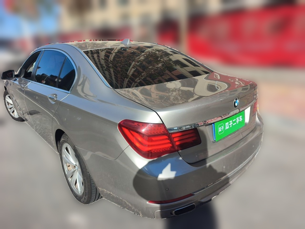 7 Series 2013 730Li Leading photo 4
