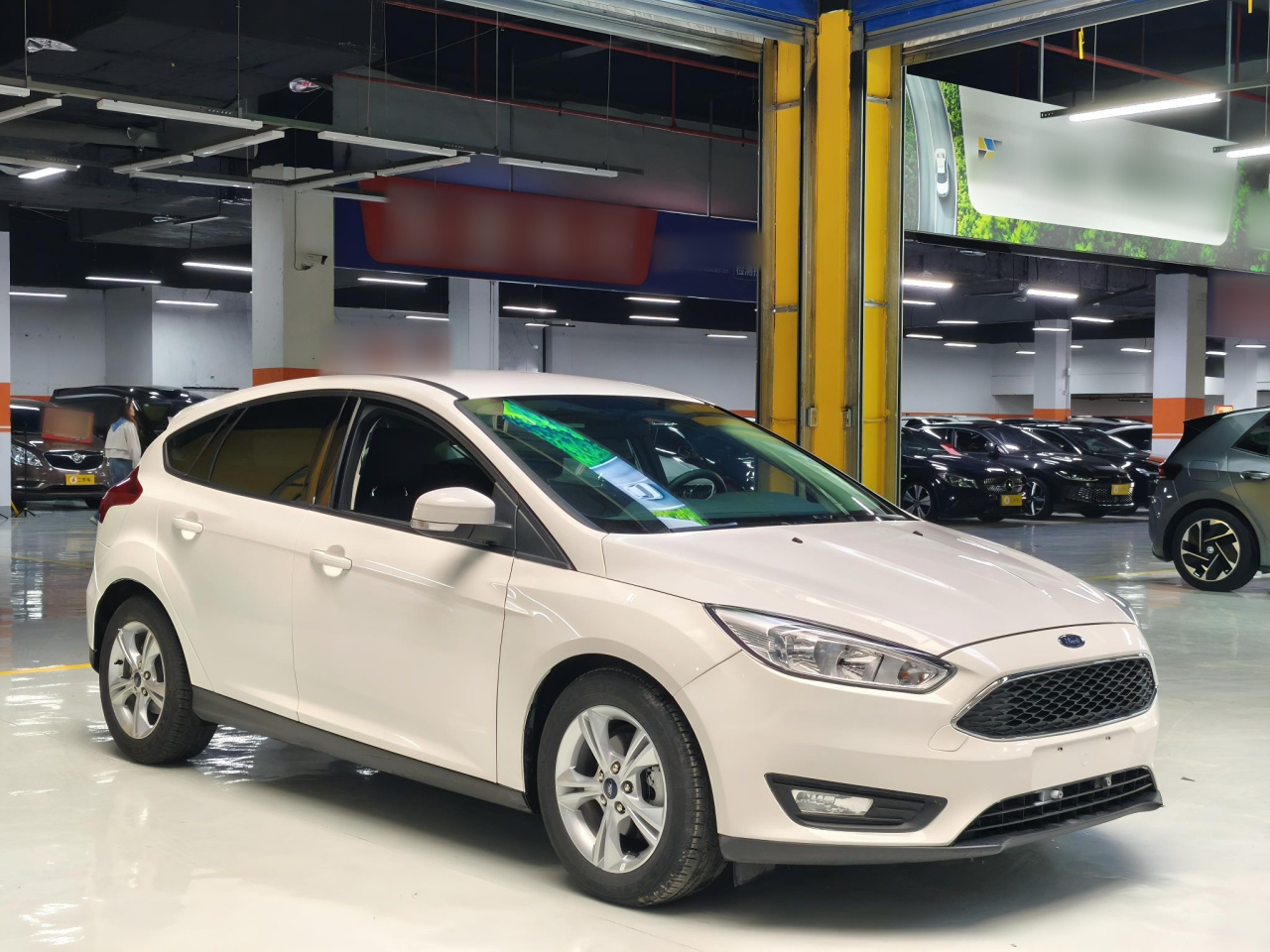 Focus 2017 Hatchback 1.6L AT Comfort photo 3