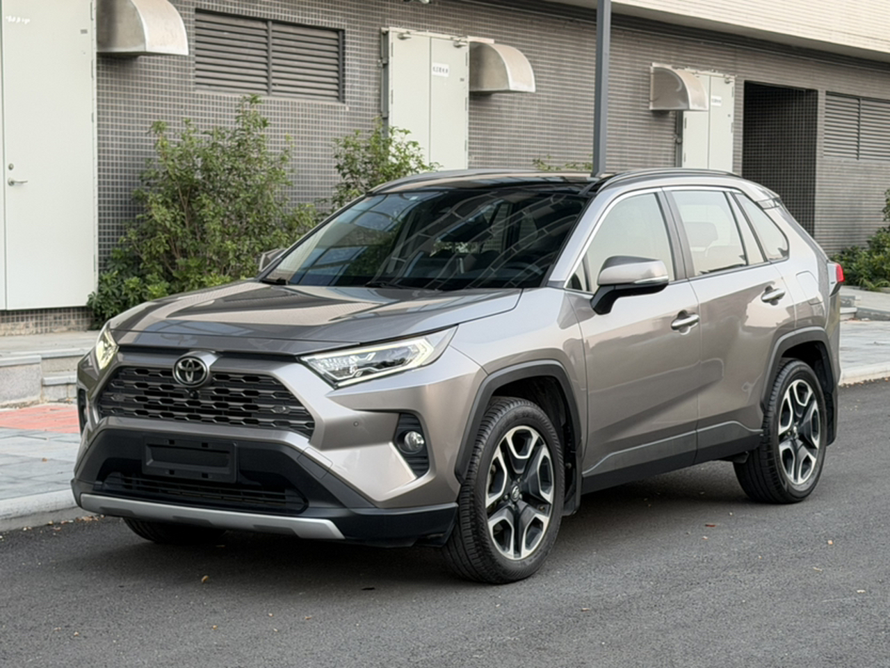 RAV4 2020 2.0L CVT AWD Premium