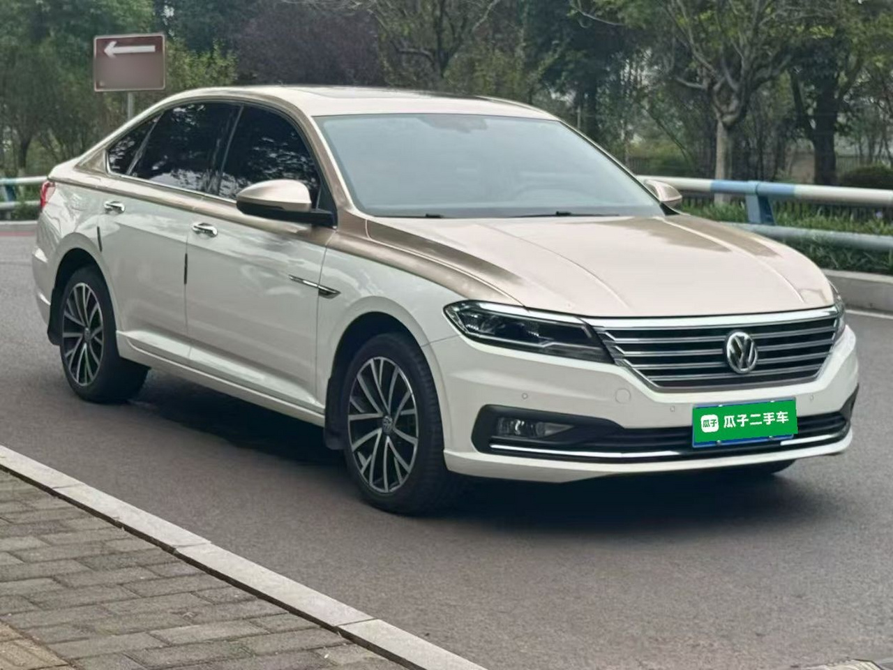 Lavida 2019 280TSI DSG Luxury China VI photo 3