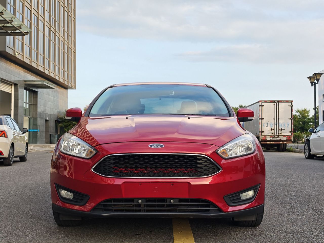 Focus 2017 Sedan 1.6L AT Comfort photo 3