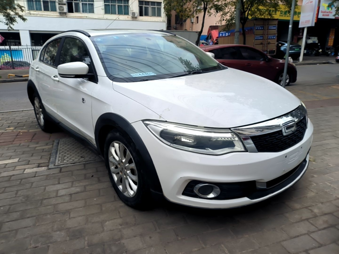 3 2015 SUV 1.6T AT photo 3