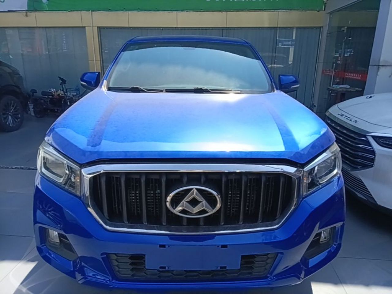 MAXUS T60 2017 2.0T Petrol AT RWD Elite photo 2