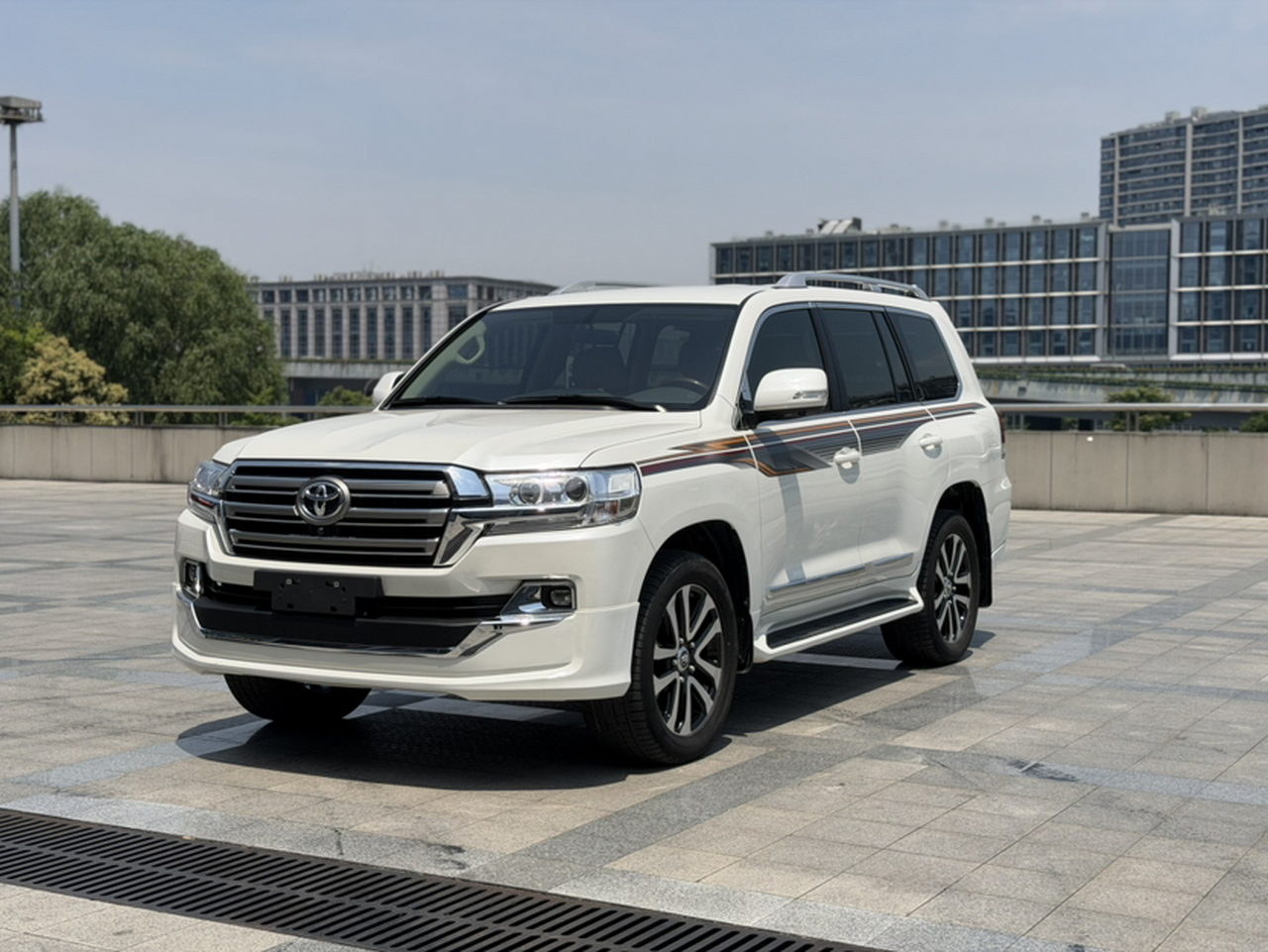 Land Cruiser Parallel Import