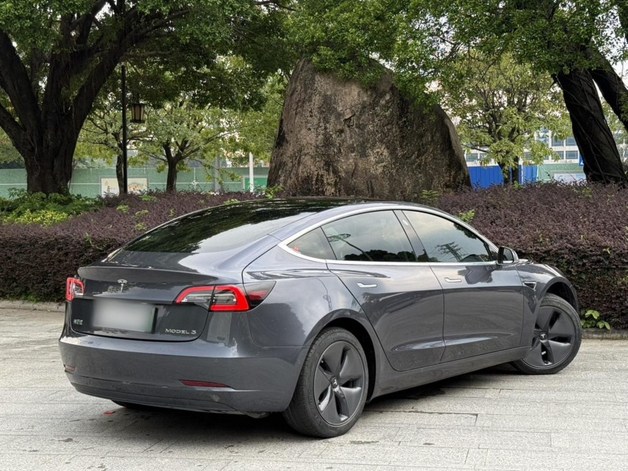 Model 3 2019 Standard Range RWD Upgraded photo 2
