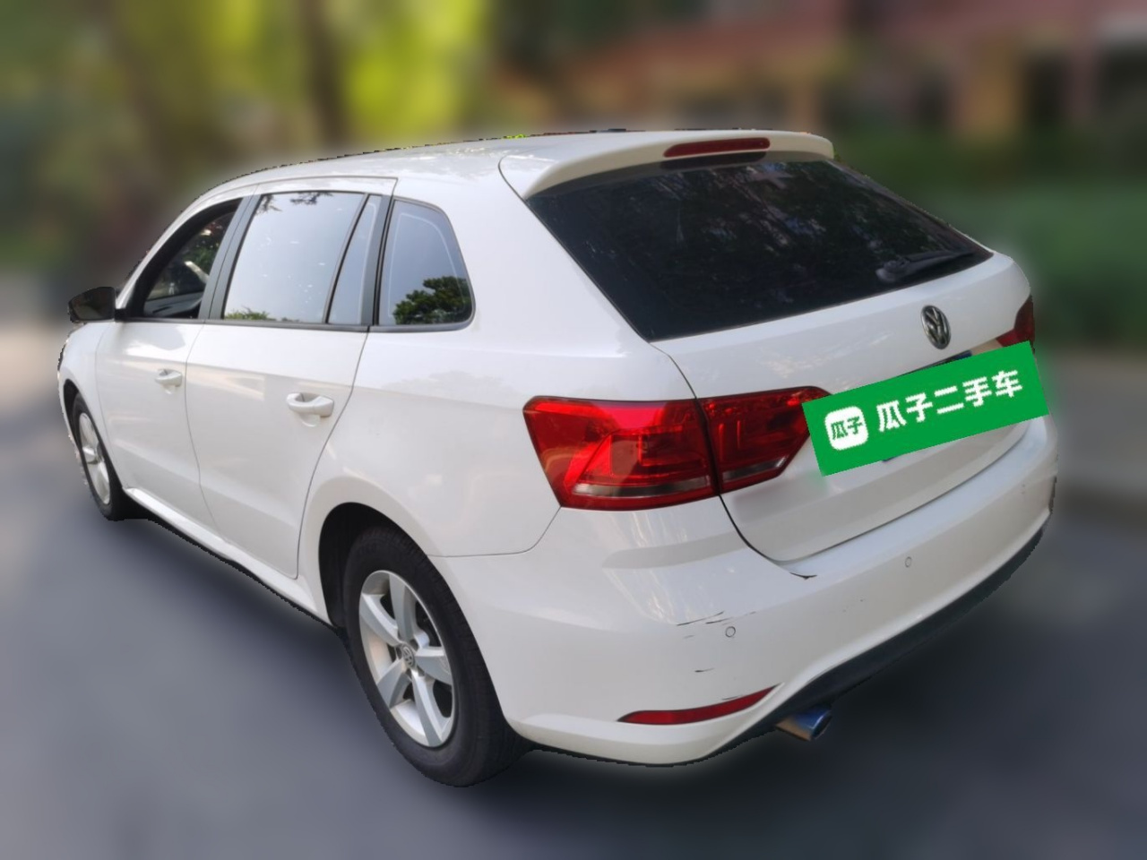 2015 1.6L AT photo 4
