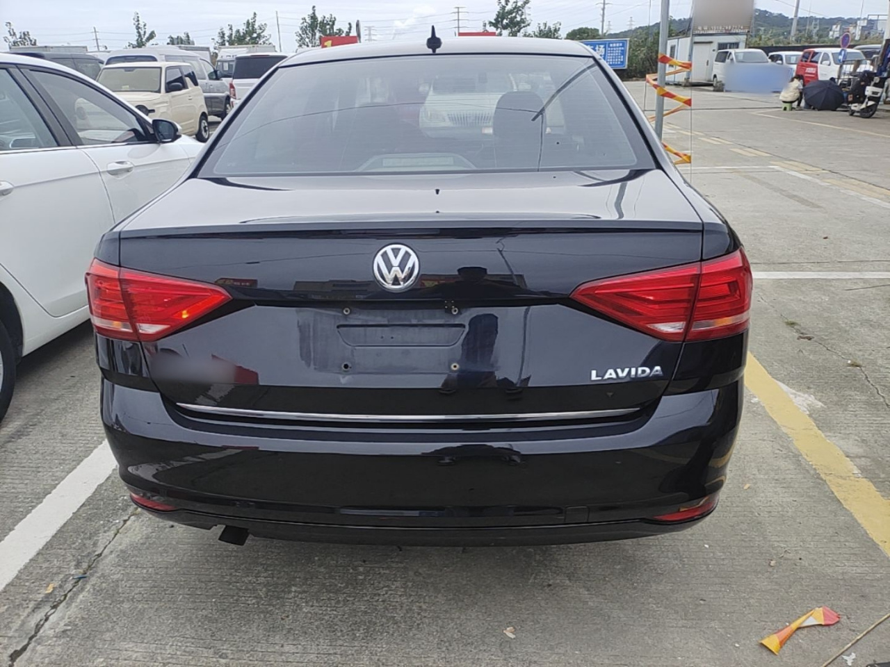 Lavida 2017 1.6L AT photo 5