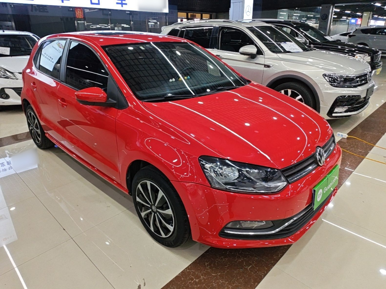 Polo 2016 1.6L AT Comfort photo 3