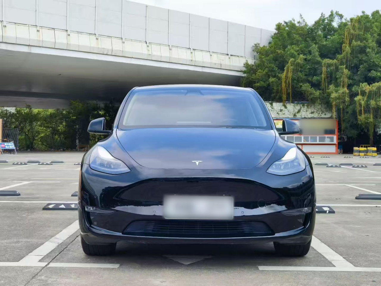 Model Y 2022 Long Range AWD photo 2