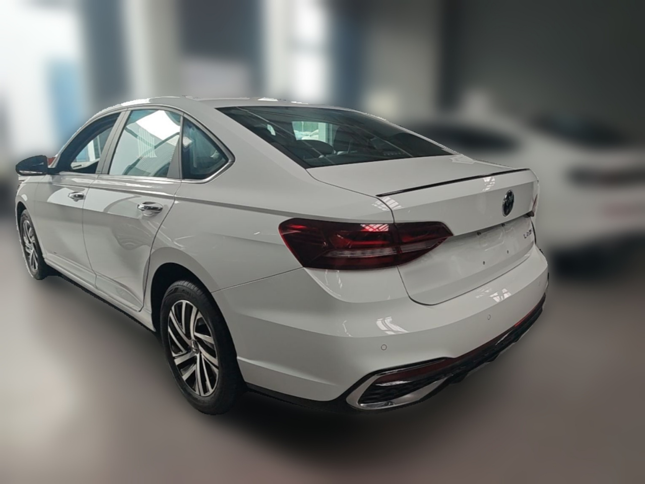 Lavida 2024 300TSI DSG Leading photo 4