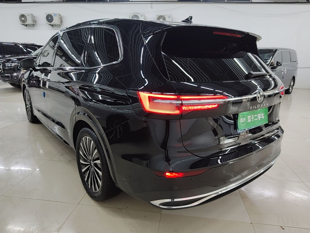 Viloran 2024 380TSI Premium photo 4
