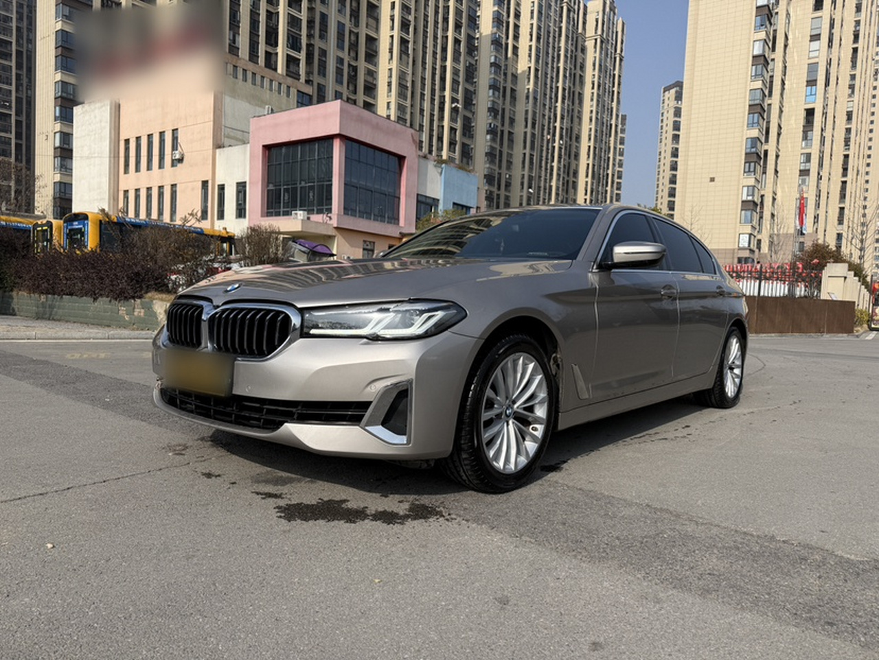 5 Series 2021 525Li Luxury