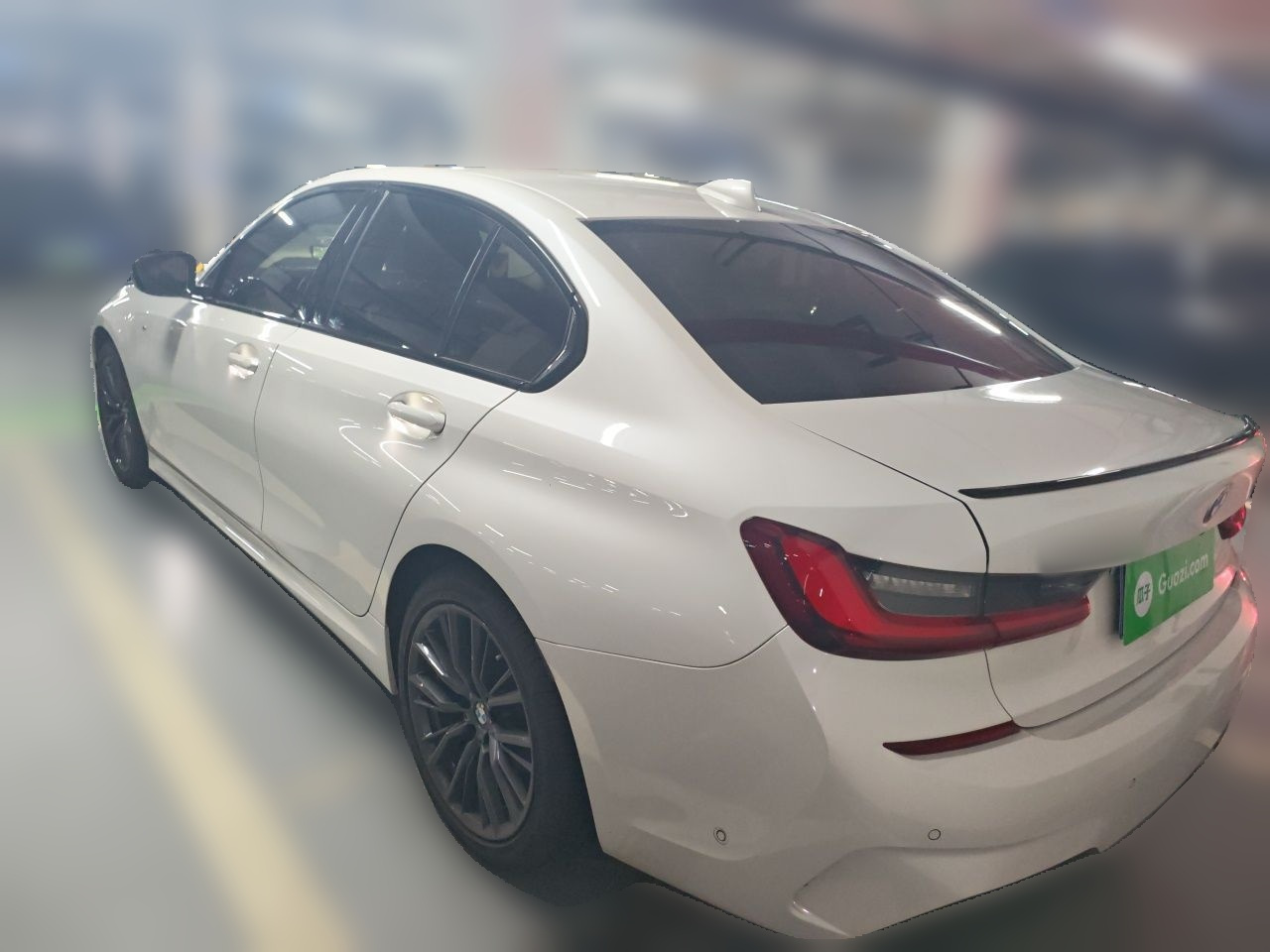 3 Series 2022 325i M M Sport Night Package photo 4