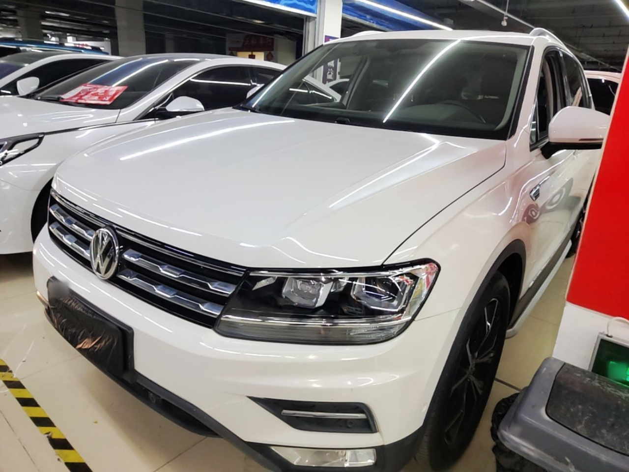 Tiguan L 2019 Facelift 330TSI AT RWD Luxury China VI