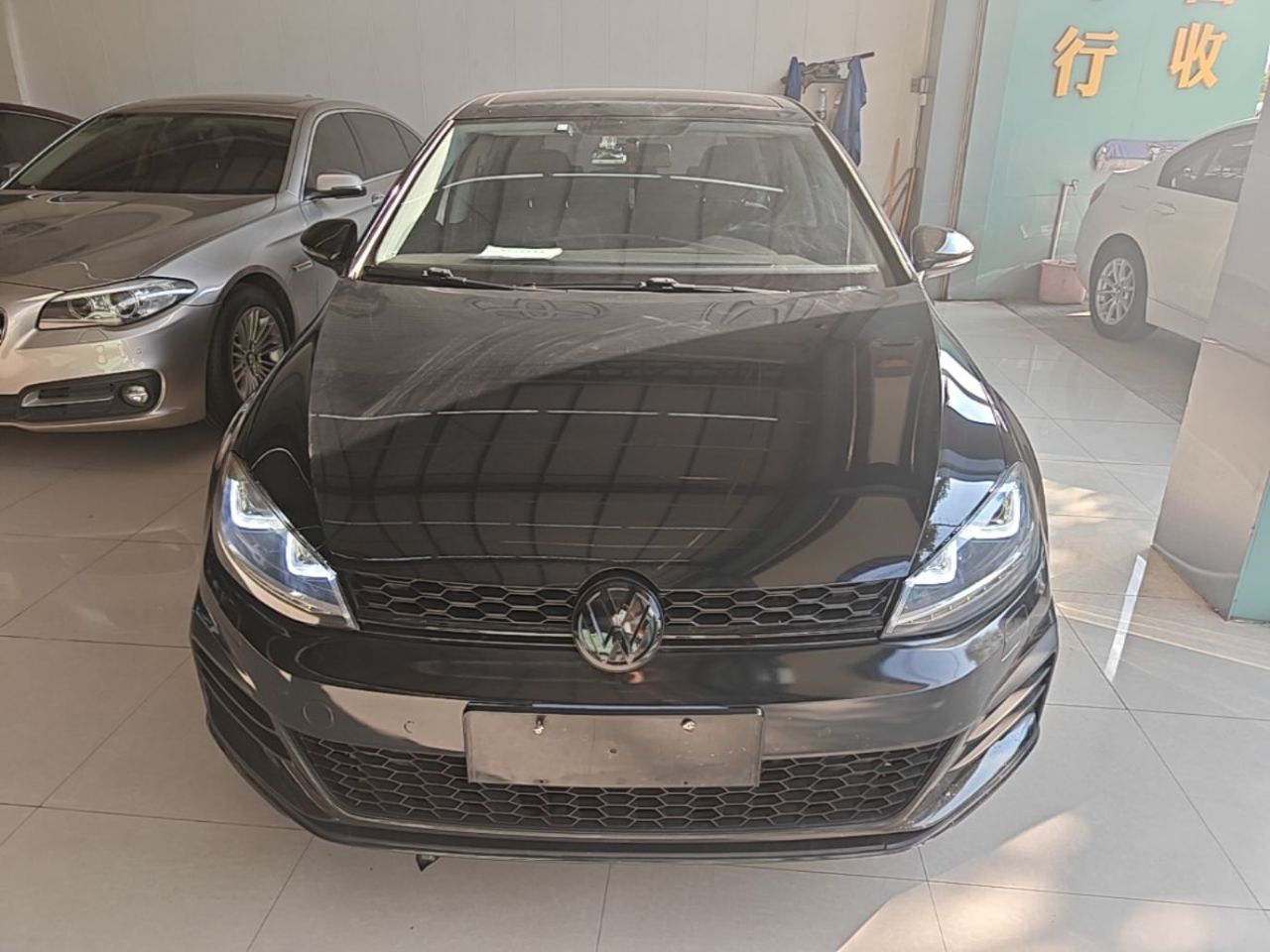 Golf 2016 1.6L AT Comfort photo 2