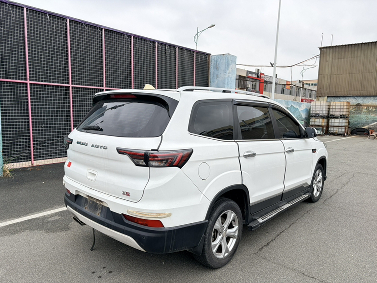 Bisu T5 2017 1.5T MT Comfort photo 3