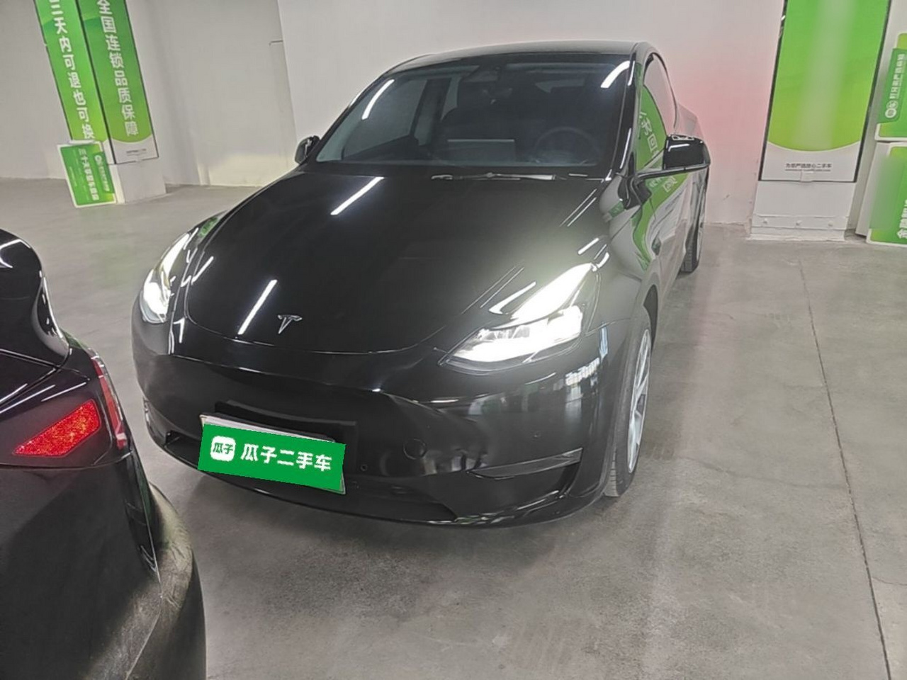 Model Y 2021 Standard Range RWD photo 2