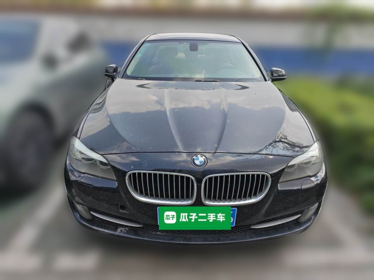5 Series 2011 523Li Leading photo 2