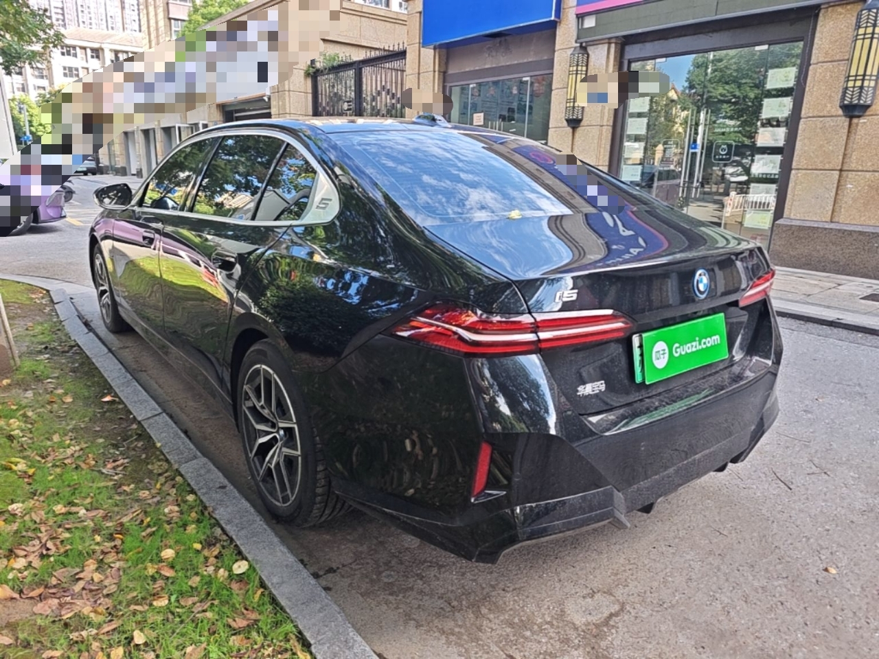 i5 2026 Facelift eDrive 35L M Sport Package photo 4