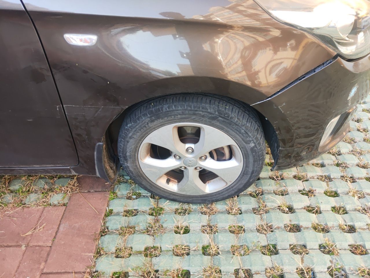 2013 2.0L 7-Seater AT Standard IV photo 5