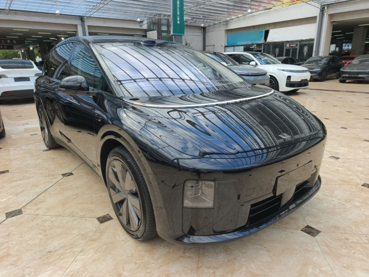Li Auto i8 2025 Standard photo 3