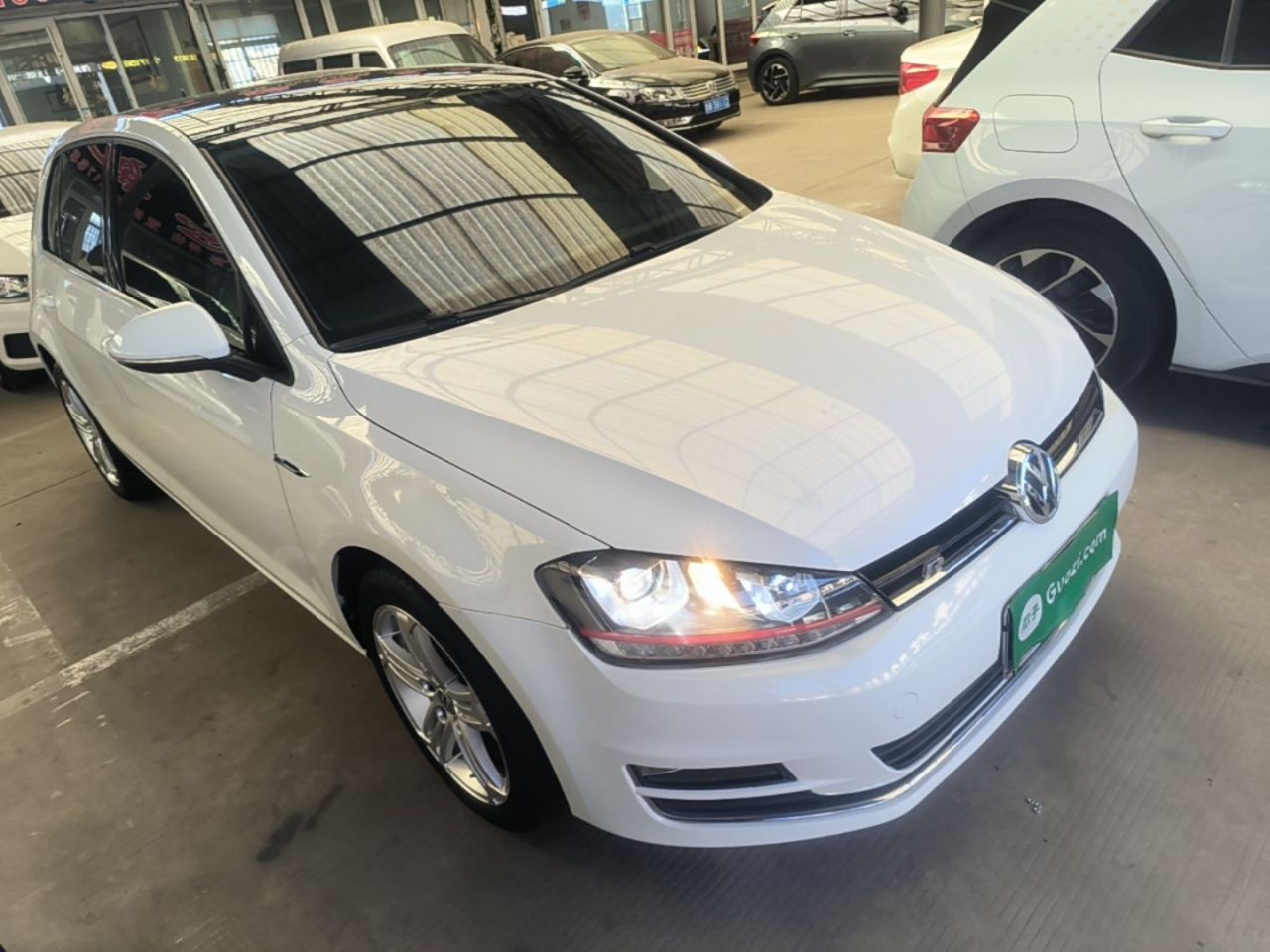 Golf 2016 230TSI AT Comfort photo 3