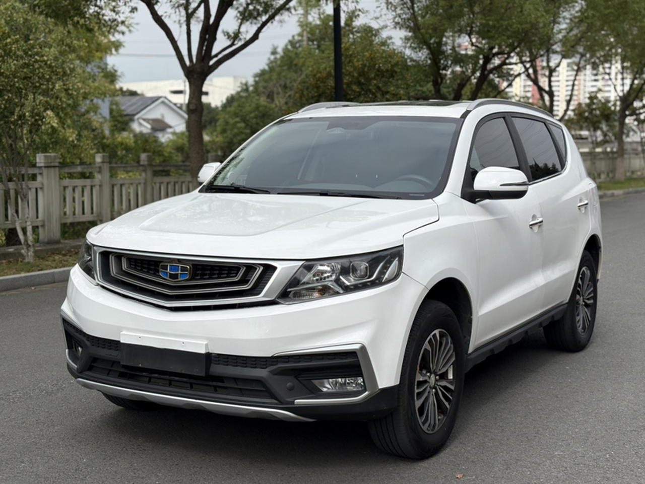 Vision X6 2018 1.8L MT 4G Luxury