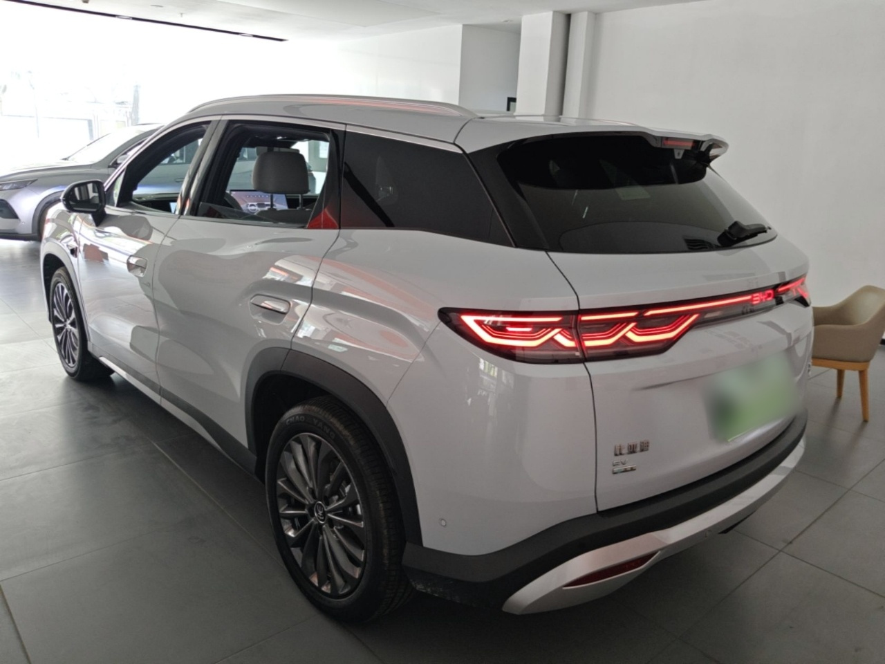 Song Ultra EV 2026 EV 605KM photo 4