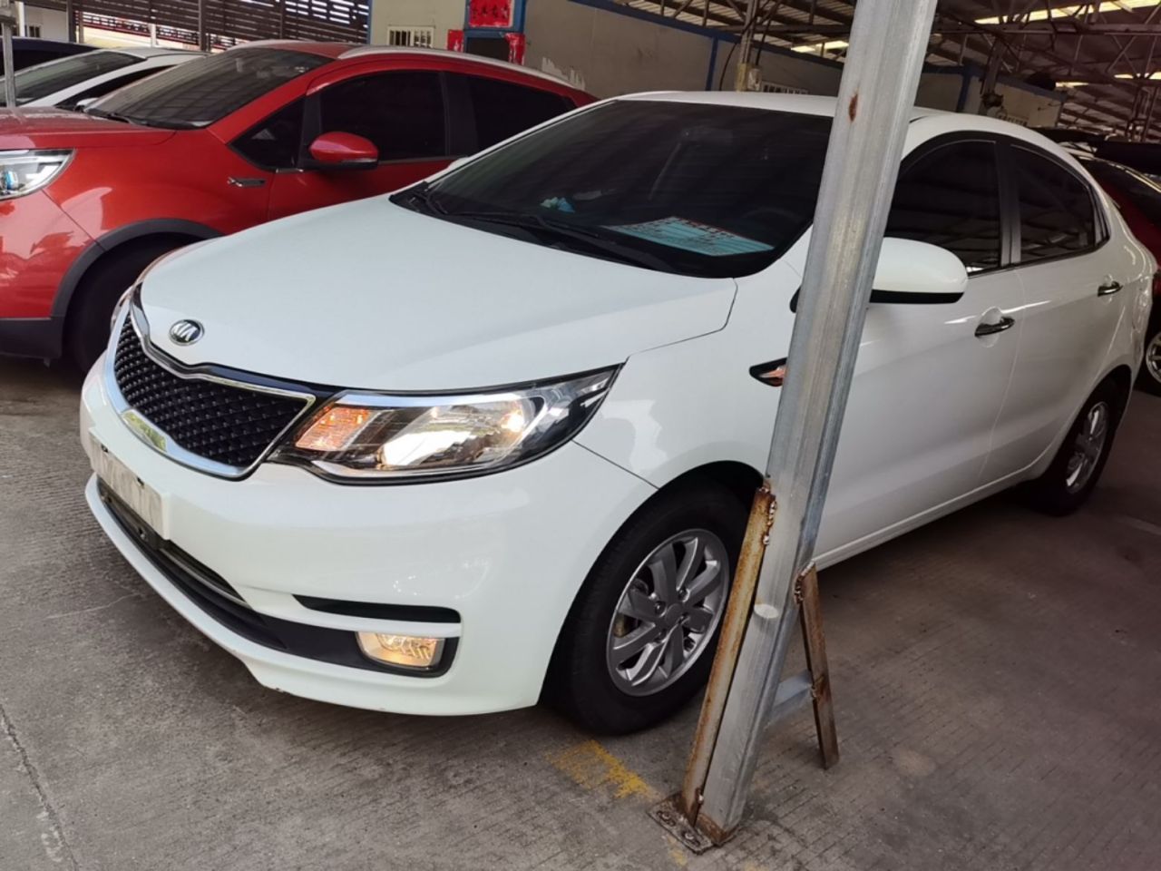 K2 2015 Sedan 1.4L AT GLS