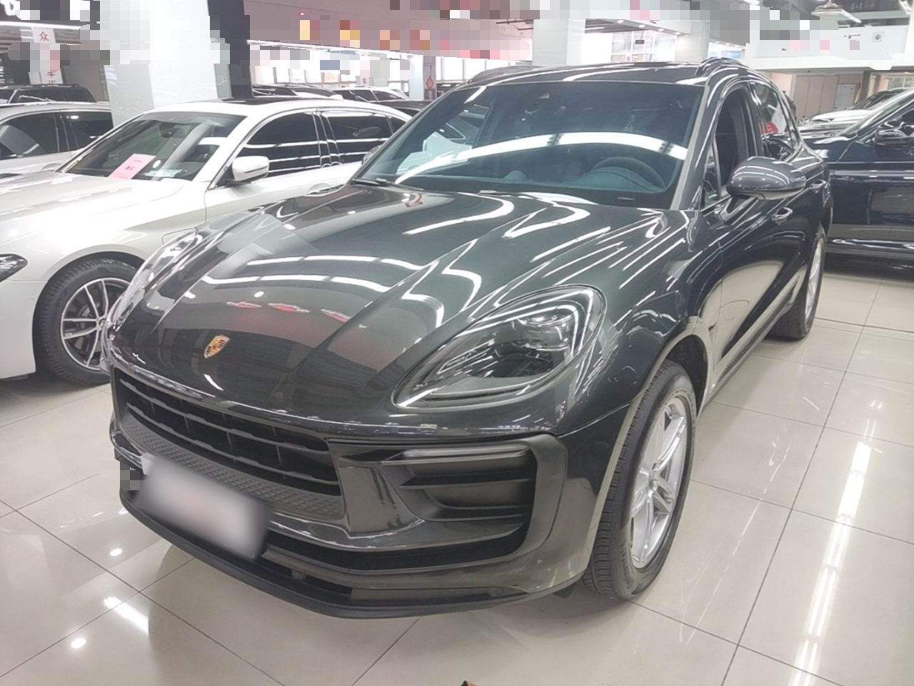2023 Macan 2.0T