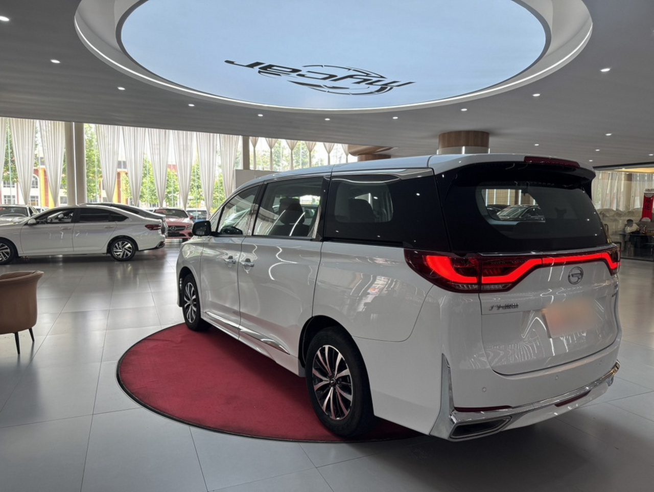GAC Trumpchi M8 2024 Leading Series 390T Luxury photo 4