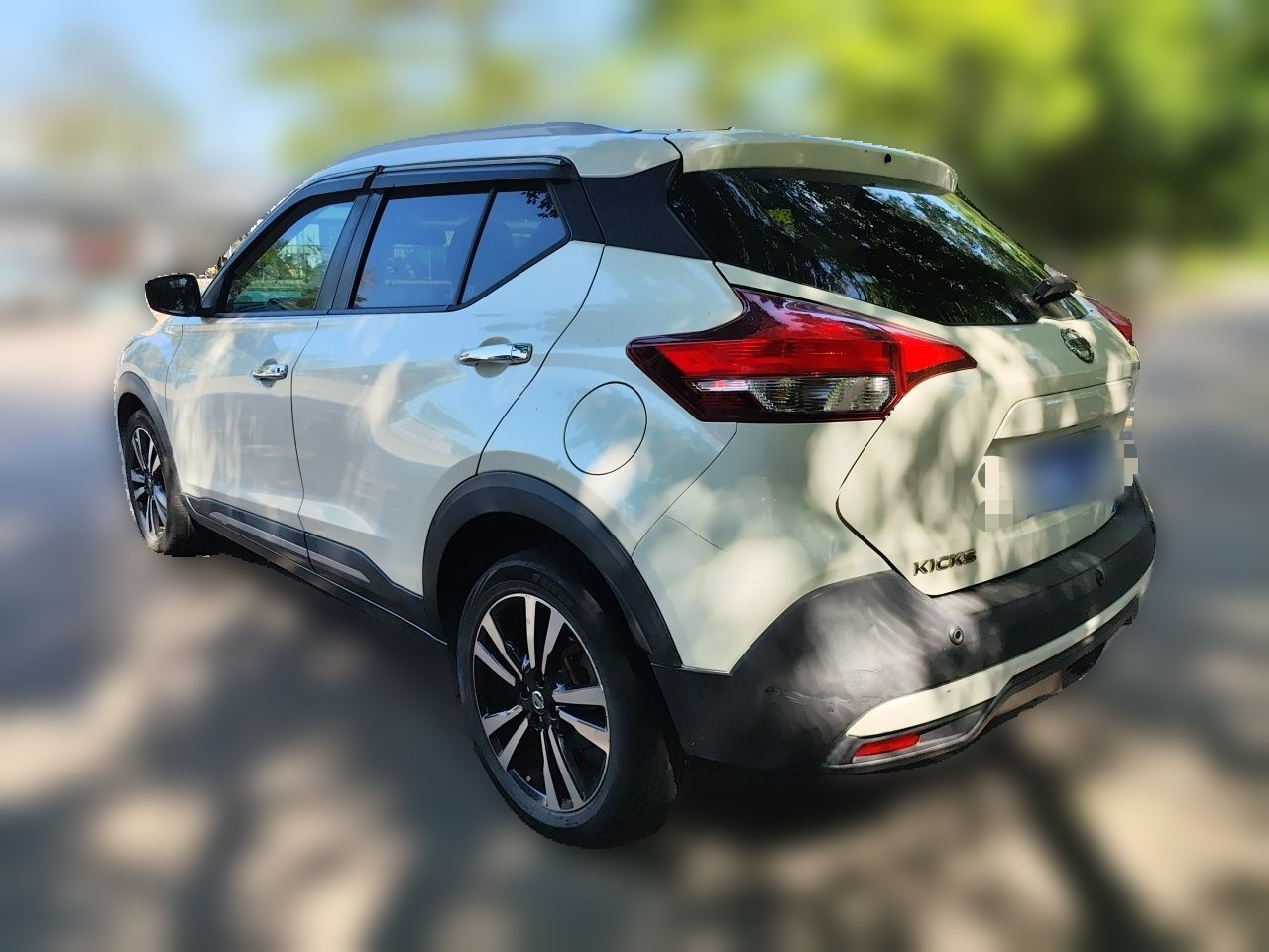 2019 1.5L CVT Connected Luxury photo 4