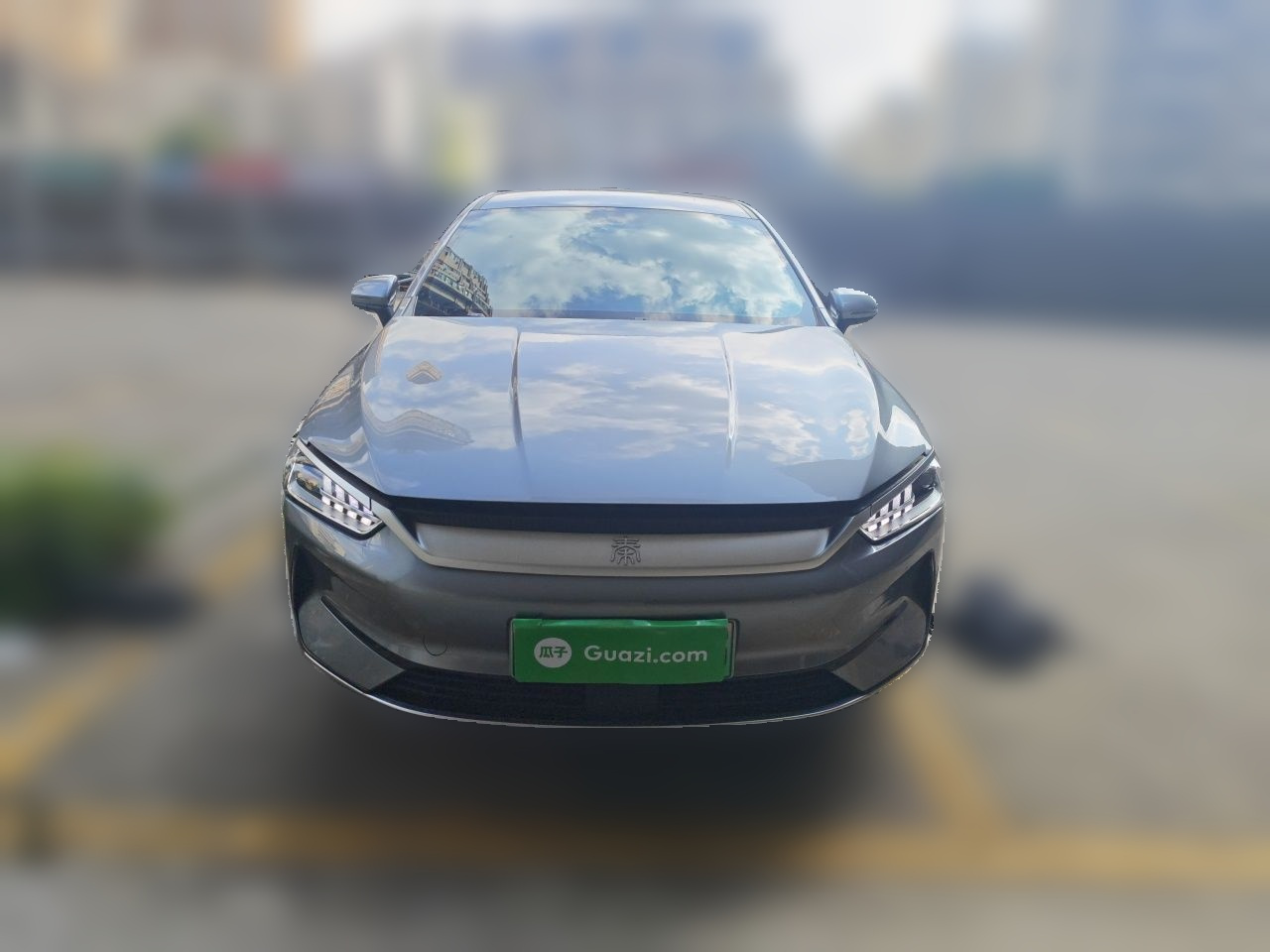 Qin PLUS 2023 EV 510KM photo 2