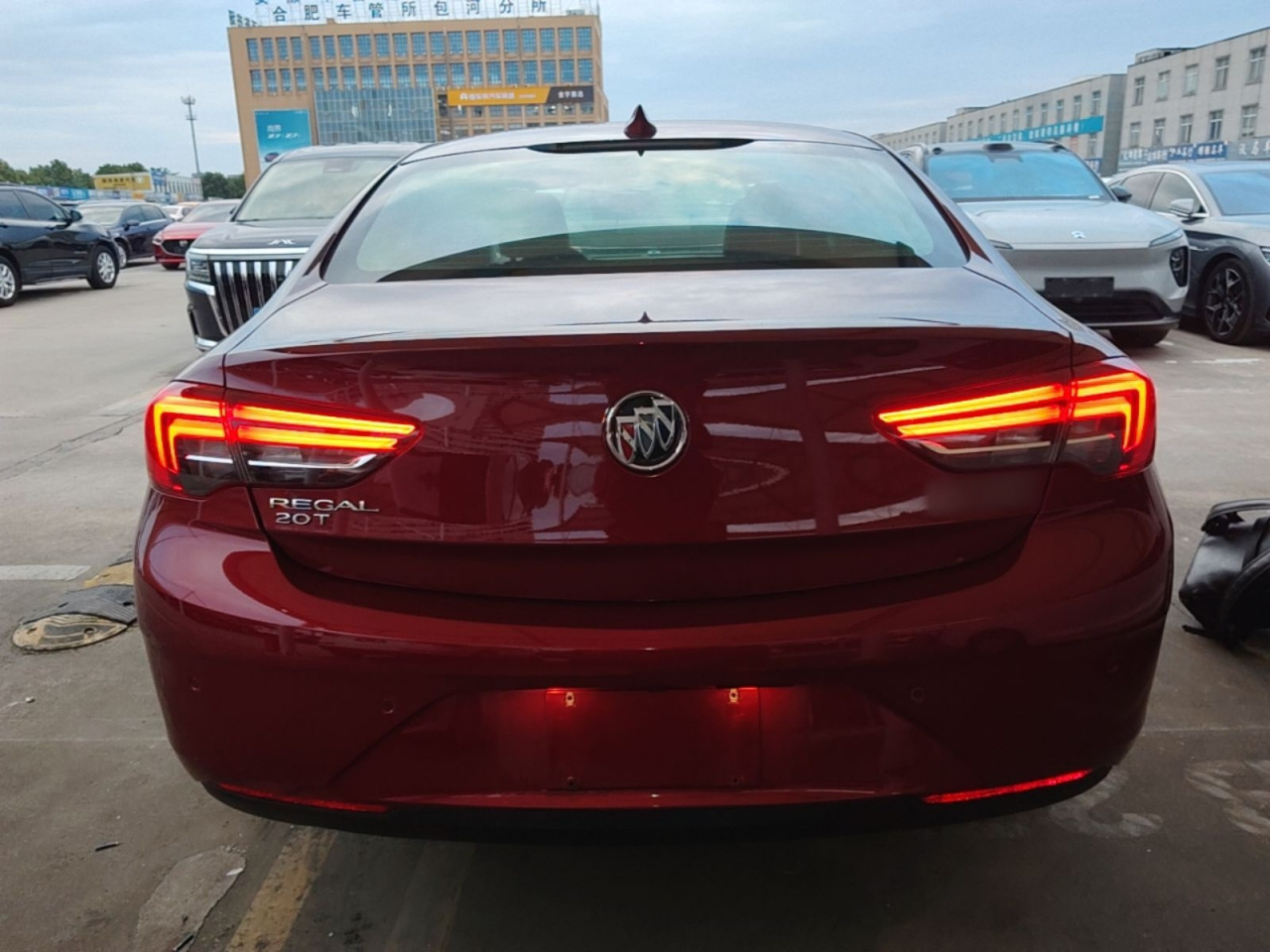Regal 2019 20T Elite China VI photo 5