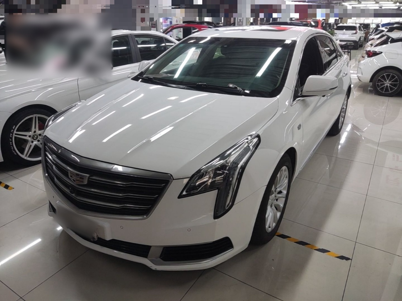 XTS 2018 28T Tech