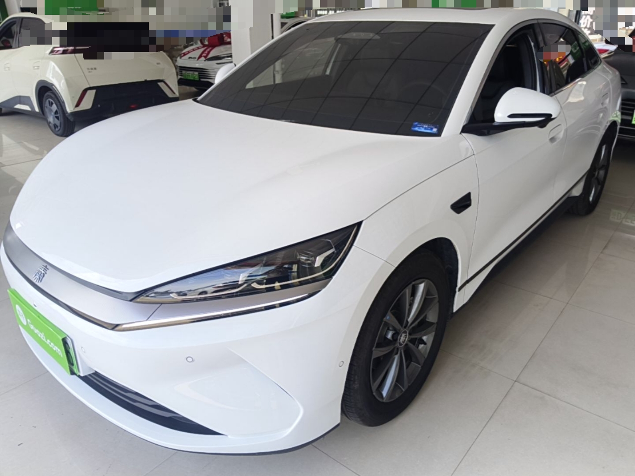 Qin L 2025 EV 470KM Leading