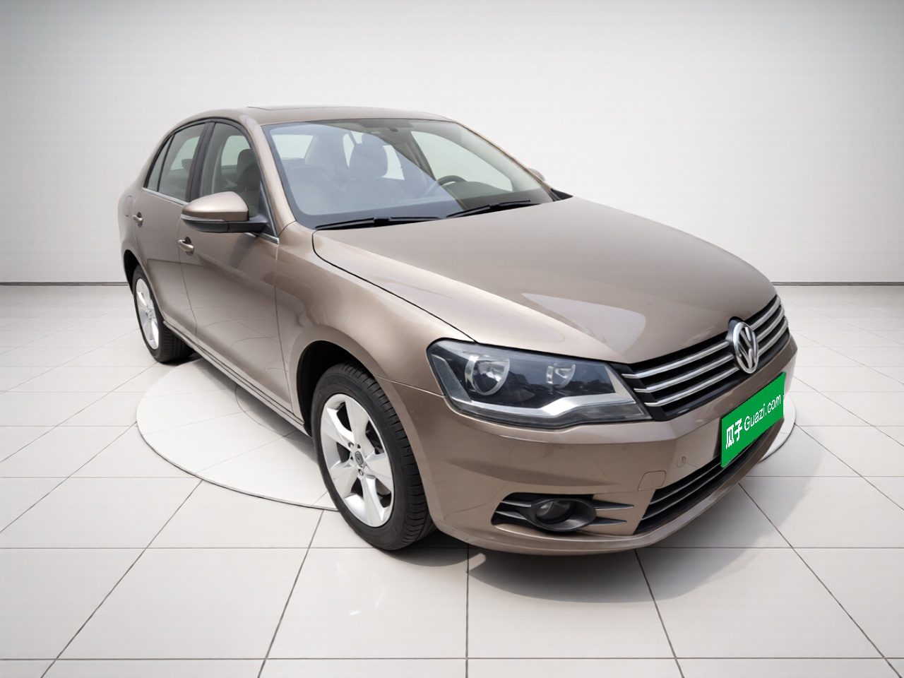 Bora 2014 1.6L MT Comfort photo 3