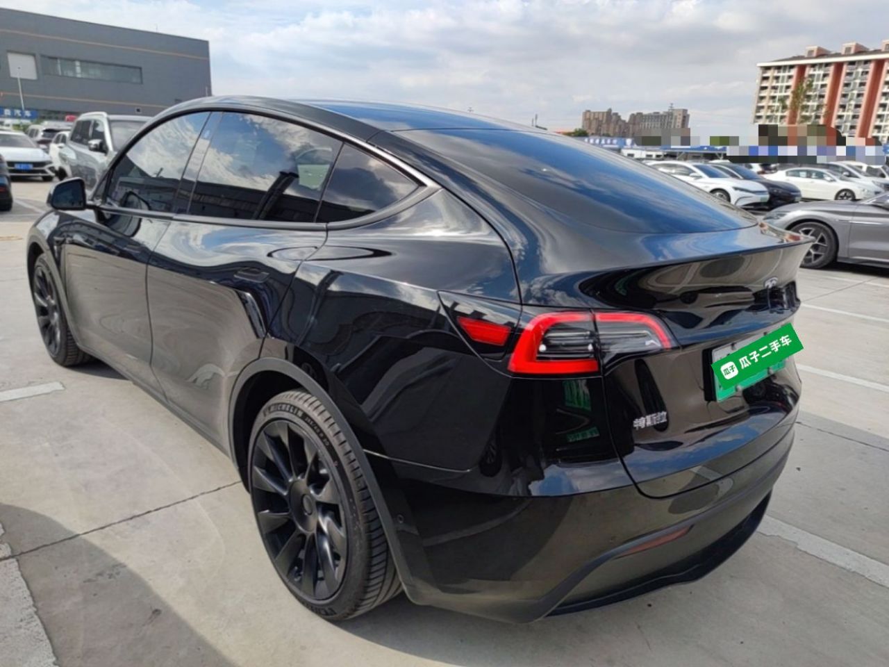 Model Y 2021 Standard Range RWD photo 4