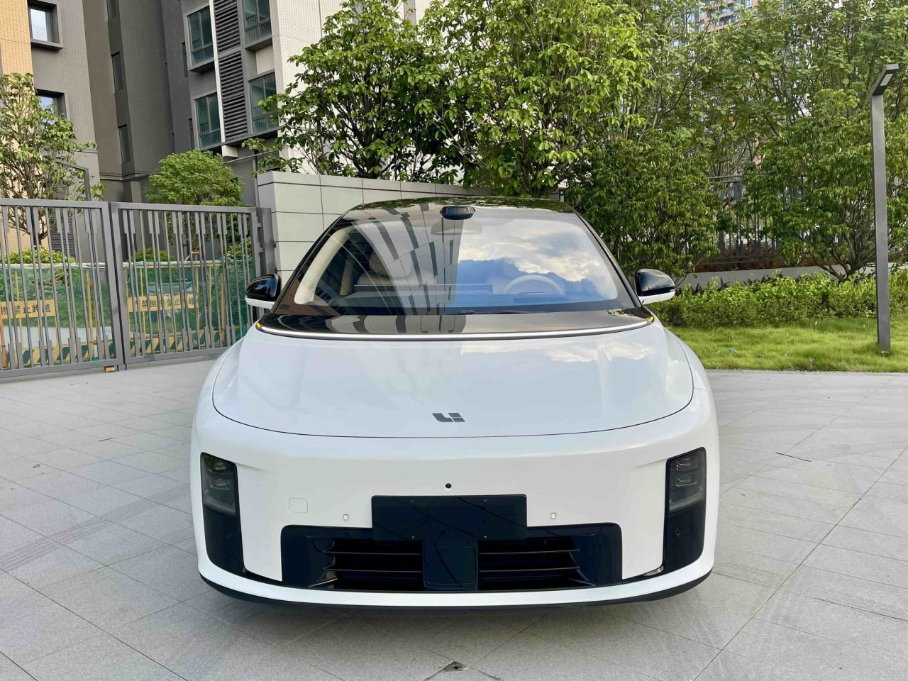 Li Auto i8 2025 Standard photo 2