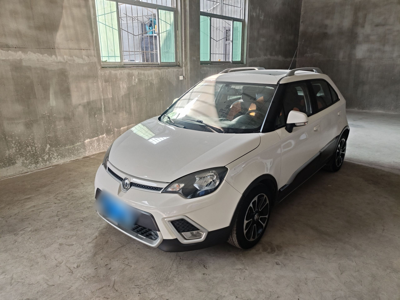 3SW 2015 1.5L AMT Elite