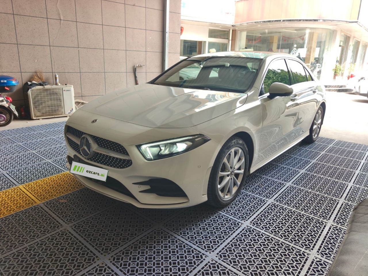 A-Class 2021 A 200 L Sport Fashion