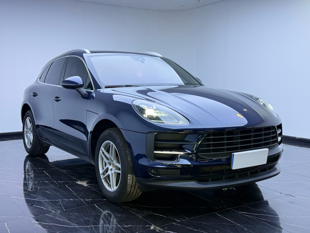 2018 Macan 2.0T photo 3