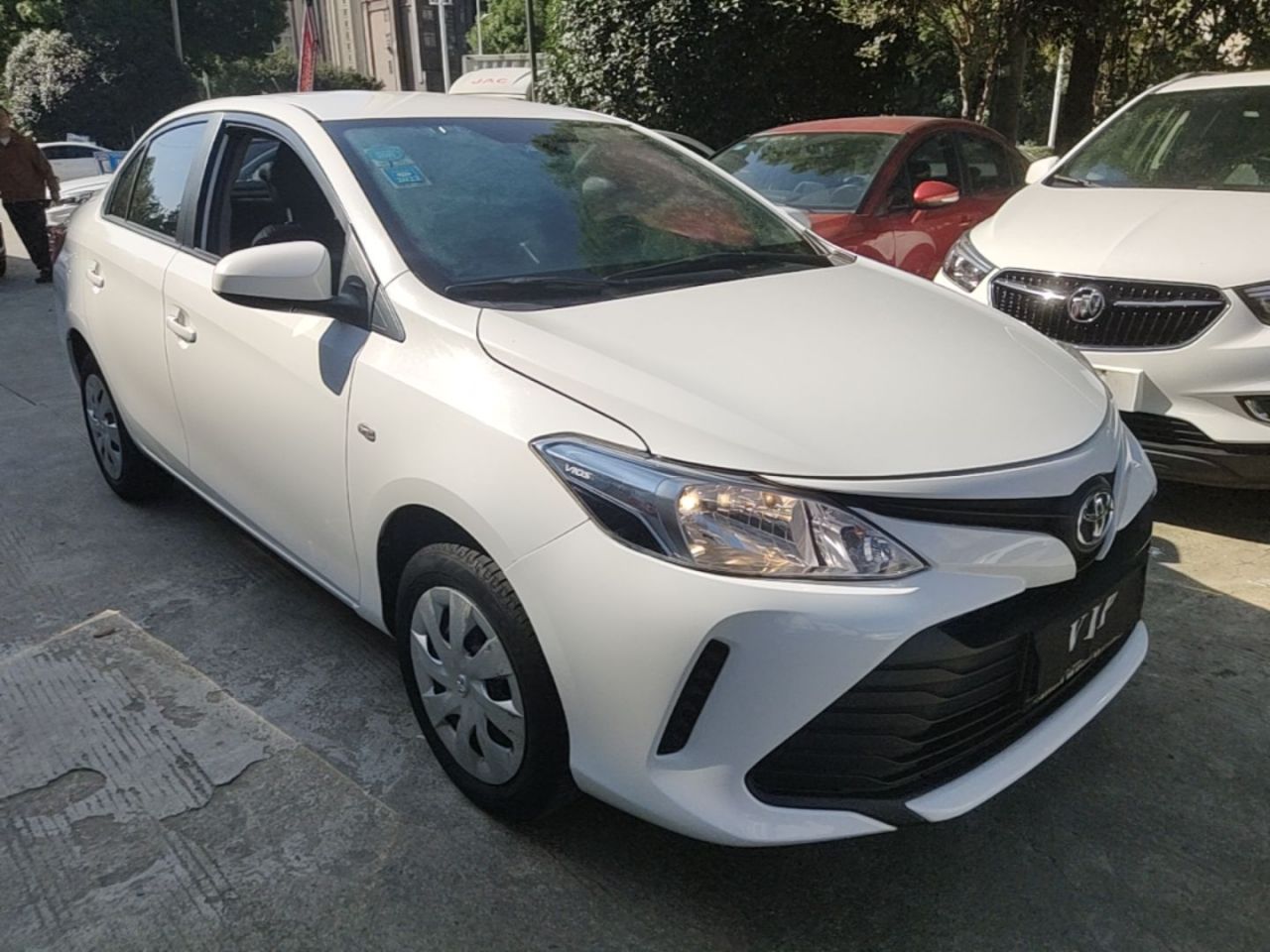 Vios 2019 1.5L CVT photo 3