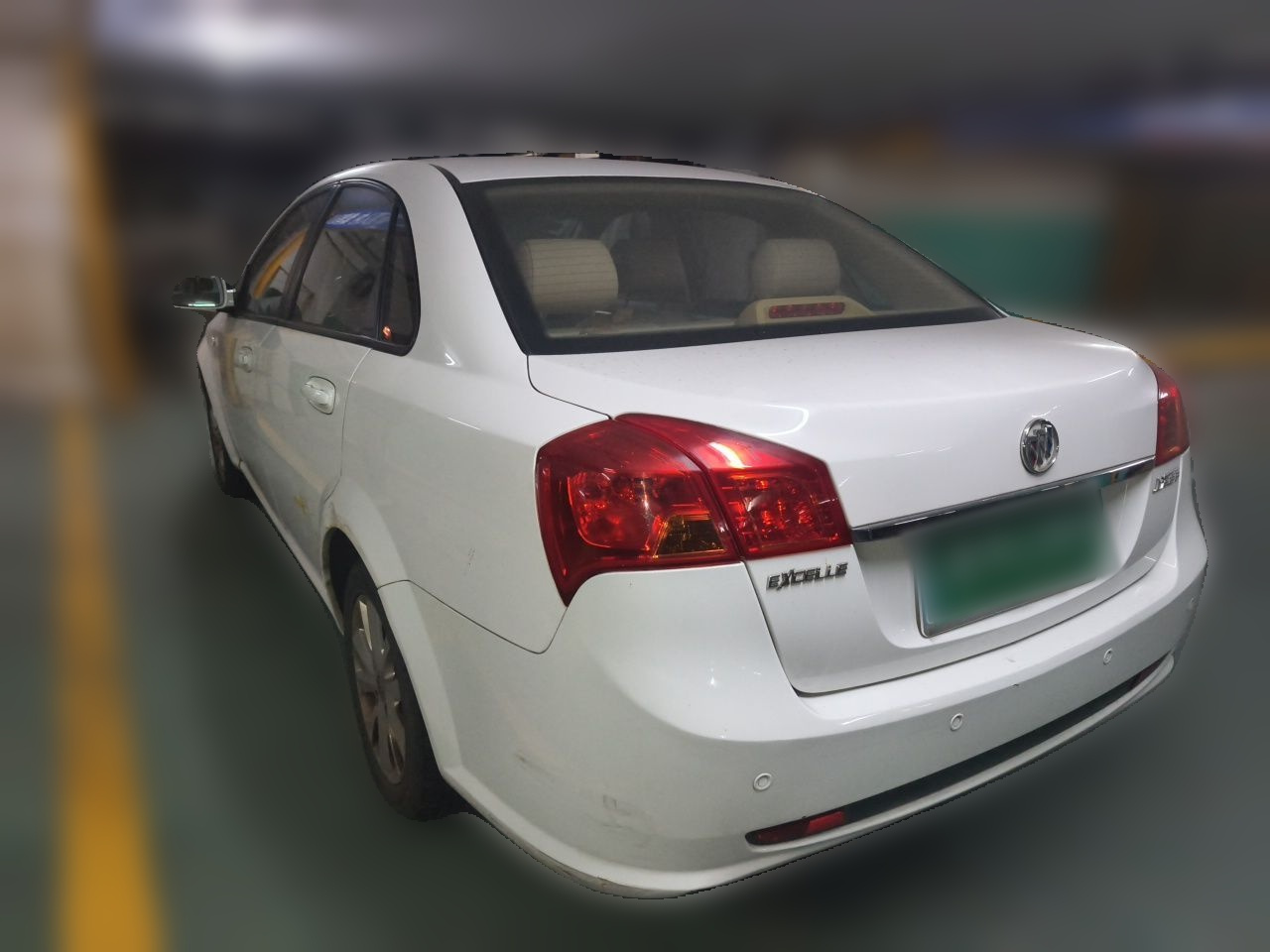 Excelle 2013 1.5L AT Exclusive photo 4