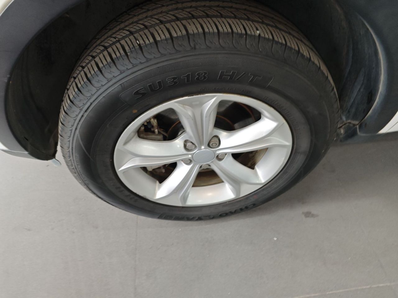 Discovery Sport 2016 2.0T S photo 3