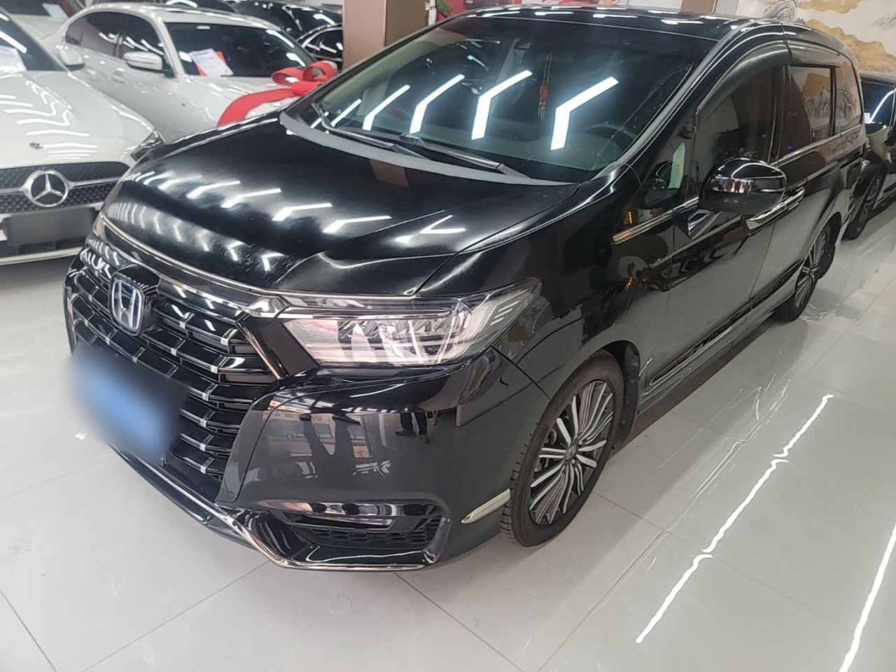 Elysion 2022 2.0L e:HEV Luxury
