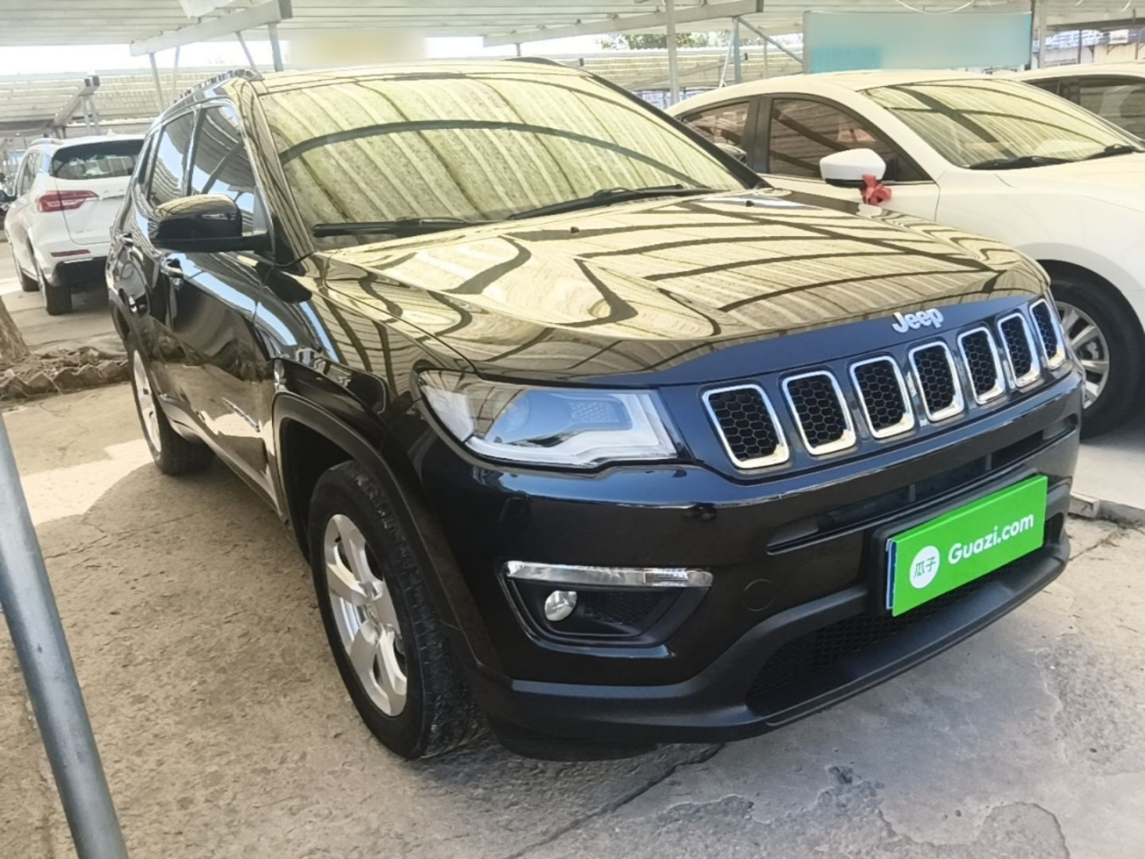 Compass 2019 220T AT photo 3
