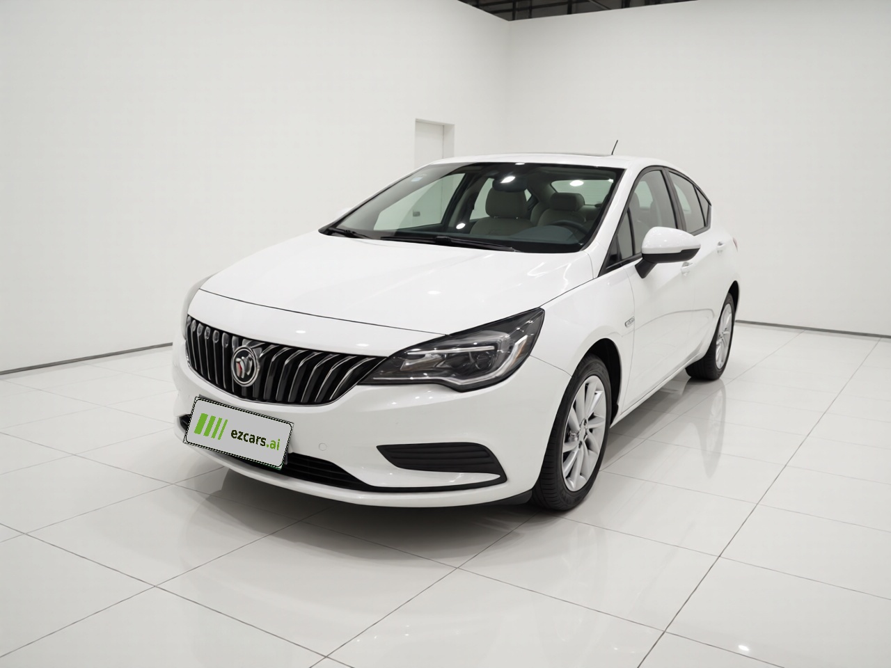 Verano 2016 Hatchback 15S AT Leading