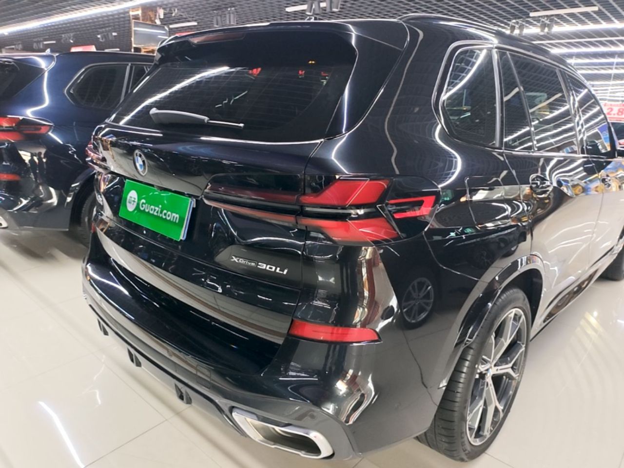 X5 2023 xDrive 30Li Exclusive M M Sport Night Package photo 5