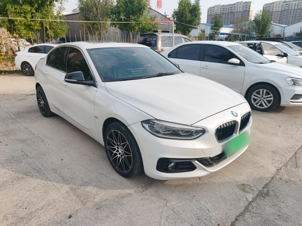 1 Series 2017 118i Sport photo 3